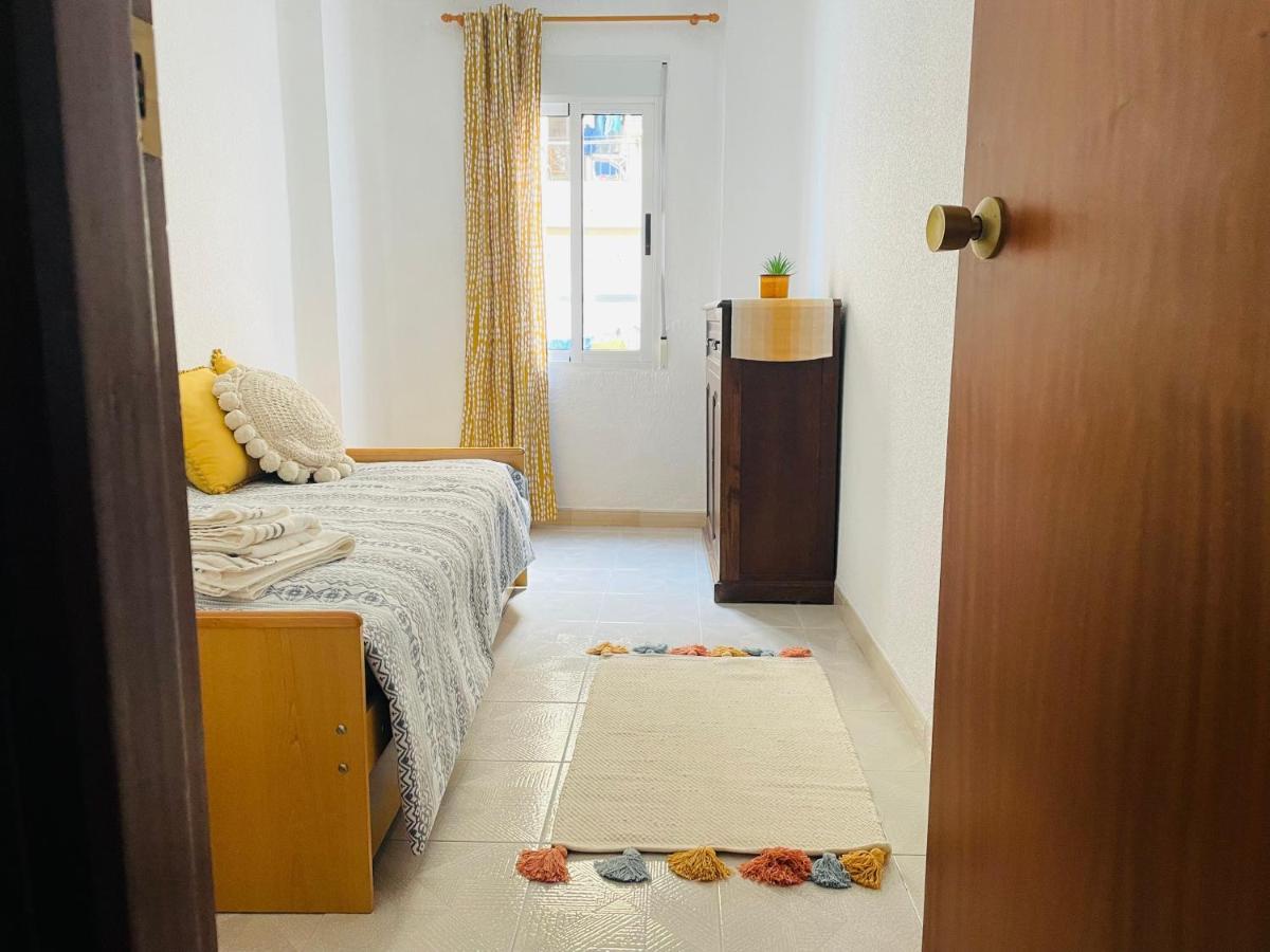 Cozy 2-Bedroom Serviced Apartment With Netflix Sagunto Zewnętrze zdjęcie