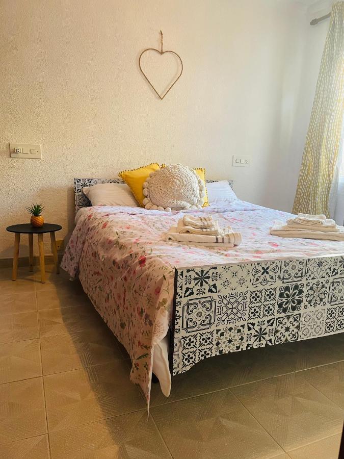 Cozy 2-Bedroom Serviced Apartment With Netflix Sagunto Zewnętrze zdjęcie